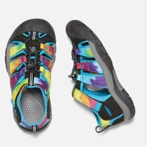 Keen Newport H2 tie dye size 6 kids
